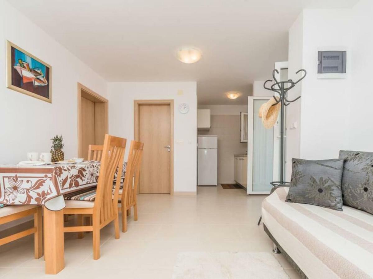 Apartment F-4 科里米诺 外观 照片